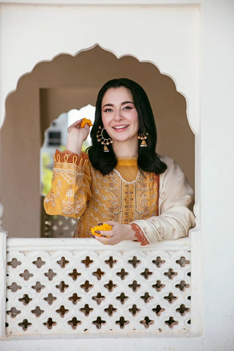 Winter Collection | Premium Dhanak 3-Piece Embroidered Suit – Mustard Gold with Cream Dupatta